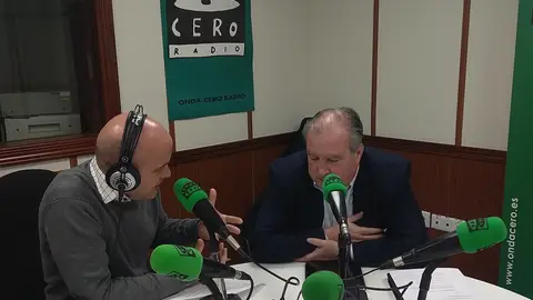 El presidente de Confebask en Euskadi en la onda Entrevista con Roberto Larrañaga