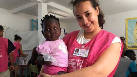 Dos farmac&eacute;uticas asturianas pestar&aacute;n asistencia en Senegal