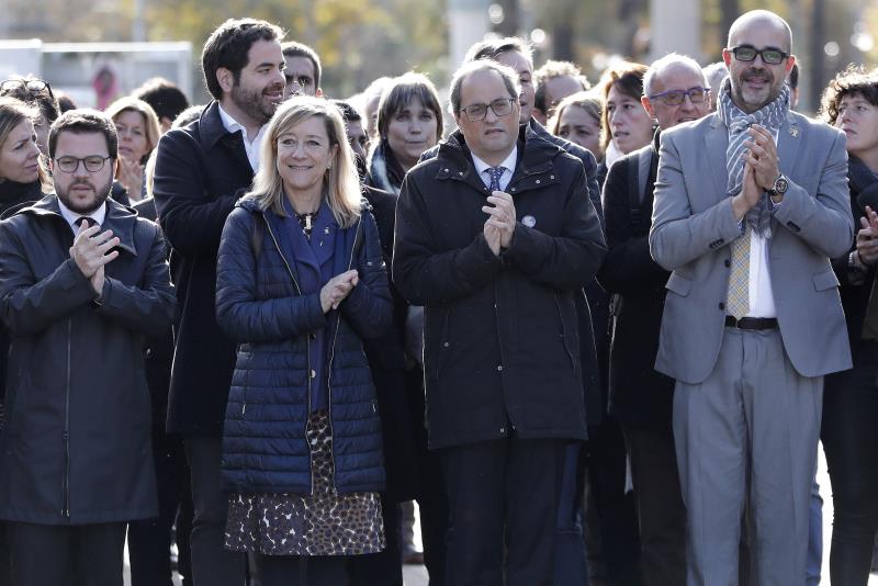 Buch alega que sólo "escenificó" el apoyo "político" de los alcaldes al referéndum del 1-O Buch alega que sólo "escenificó" el apoyo "político" de los alcaldes al referéndum del 1-O