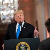 Donald Trump carga contra un periodista durante una rueda de prensa Donald Trump carga contra un periodista durante una rueda de prensa