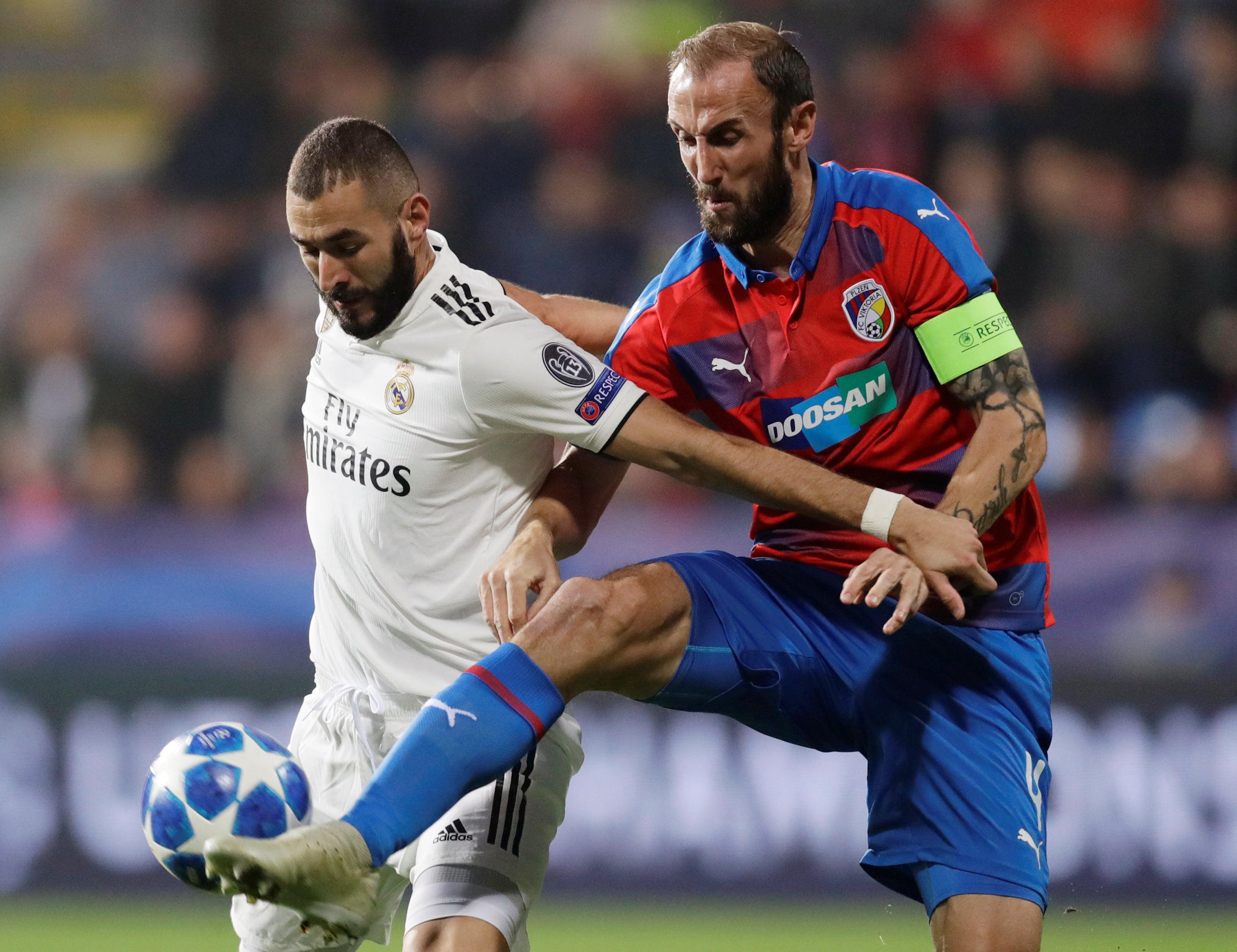Benzema: "Solari se tiene que quedar hasta final de temporada" Benzema: "Solari se tiene que quedar hasta final de temporada"