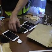 La Policía Nacional desarticula a una organización especializada en el fraude del 'falso romance' que estafó 2.100.000 euros 