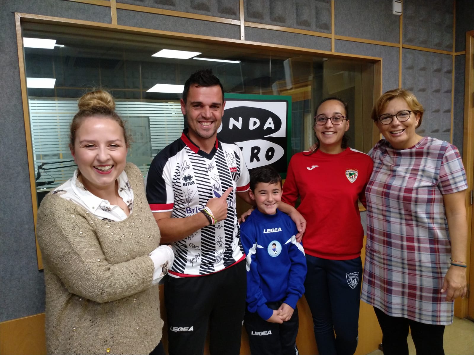 Liga femenina de fútbol 8 zona norte con Luis Calvo Sanz, Pastoriza, Orzán, Victoria FC, Antas y Milagrosa Liga femenina de fútbol 8 zona norte con Luis Calvo Sanz, Pastoriza, Orzán, Victoria FC, Antas y Milagrosa