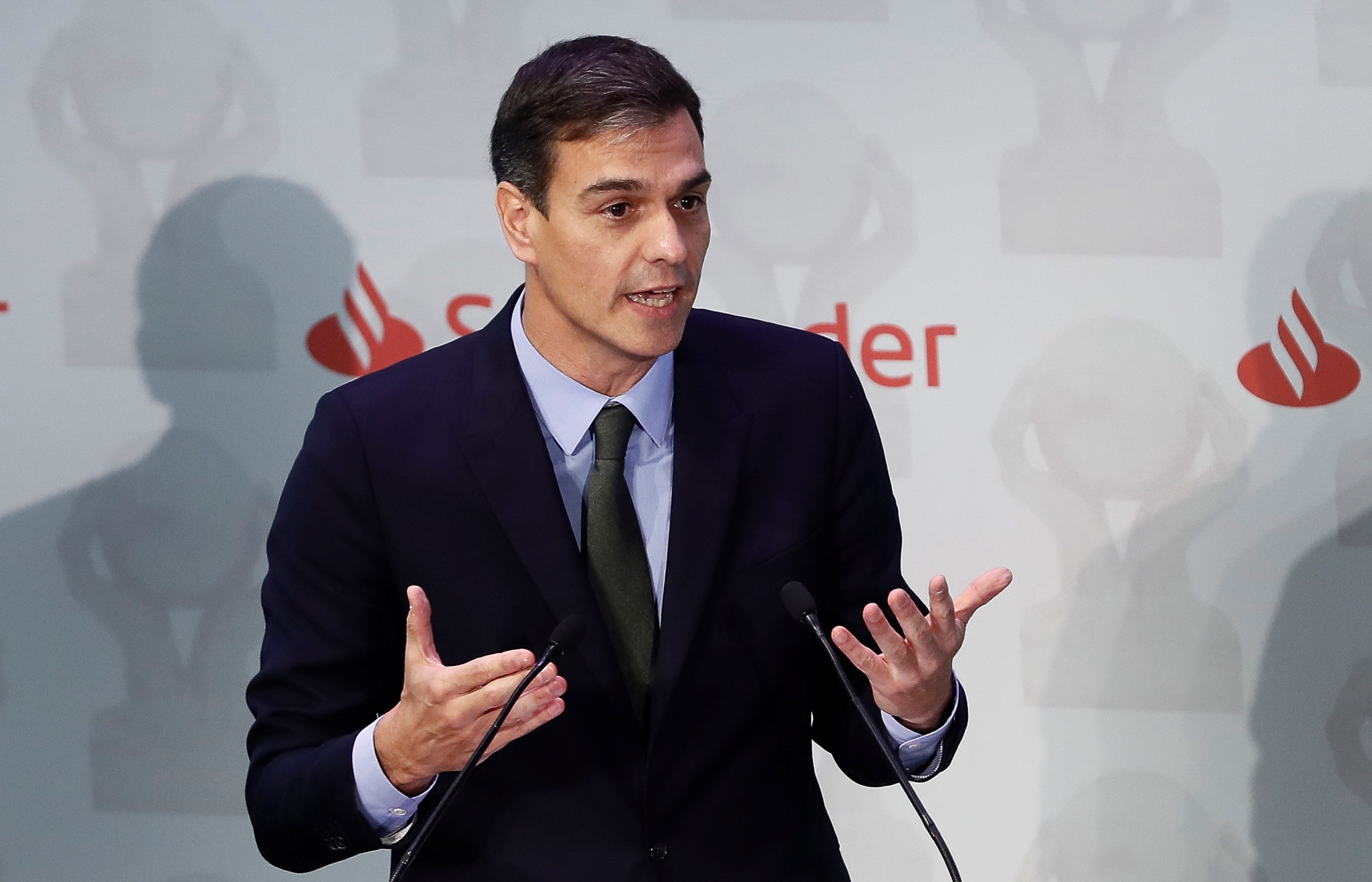 La tertulia: Cómo queda el gobierno y la justicia tras la sentencia de las hipotecas La tertulia: Cómo queda el gobierno y la justicia tras la sentencia de las hipotecas