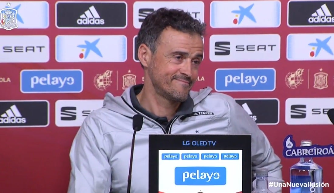 Luis Enrique tira de ironía: "Me gustaría parecerme a Jordi Alba, aunque soy un poco más alto..." Luis Enrique tira de ironía: "Me gustaría parecerme a Jordi Alba, aunque soy un poco más alto..."