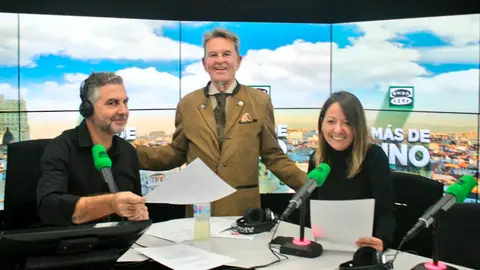 Josemi Rodríguez Sieiro con Carlos Alsina y Alicia Heras Josemi Rodríguez Sieiro con Carlos Alsina y Alicia Heras