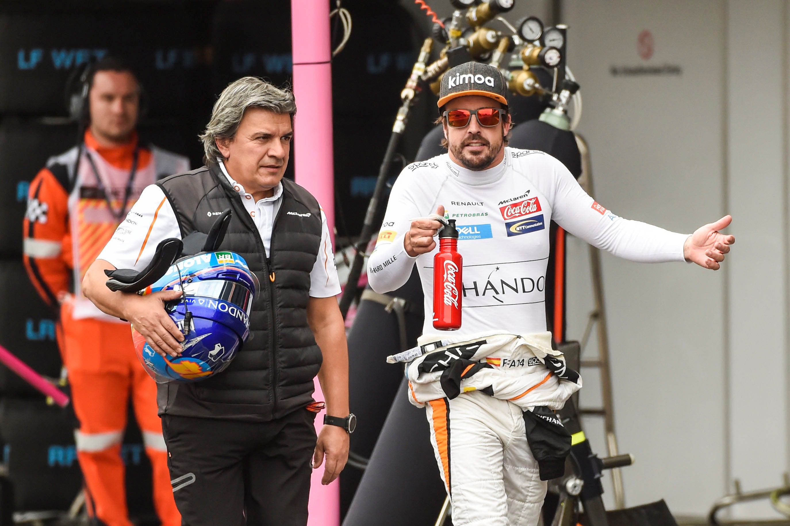 Fernando Alonso: "¿Ferrari? En 2010 o 2012 éramos campeones a falta de 10 vueltas" Fernando Alonso: "¿Ferrari? En 2010 o 2012 éramos campeones a falta de 10 vueltas"