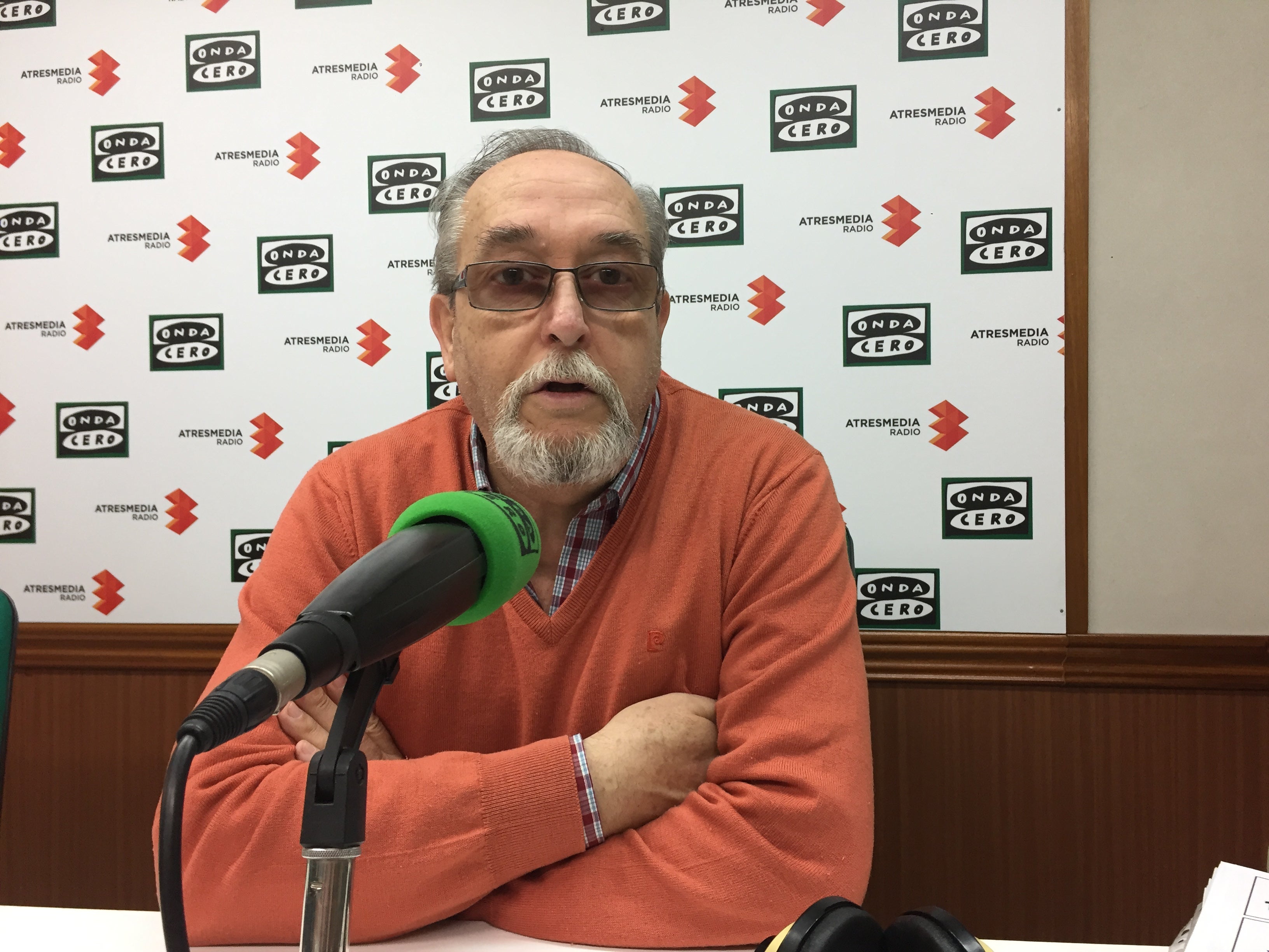 La Plataforma de Afectados por la Hipoteca analiza en Ciudad Real en la Onda el impuesto Hipotecario. La Plataforma de Afectados por la Hipoteca analiza en Ciudad Real en la Onda el impuesto Hipotecario.