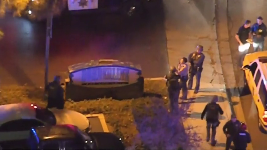 Al menos doce muertos por un tiroteo en un bar de California Al menos doce muertos por un tiroteo en un bar de California