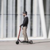 Patinete eléctrico SEAT eXS 
