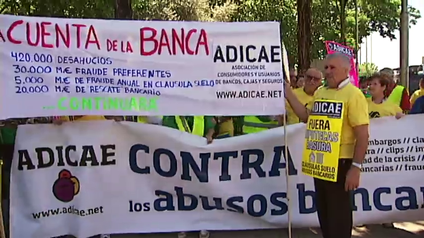 El Congreso avala que la banca pague el impuesto de las hipotecas, que será enmendado El Congreso avala que la banca pague el impuesto de las hipotecas, que será enmendado