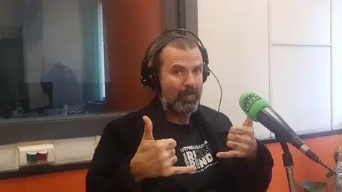 Pau Donés Pau Donés