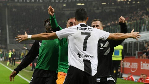 Cristiano Ronaldo celebra su gol ante el Milan