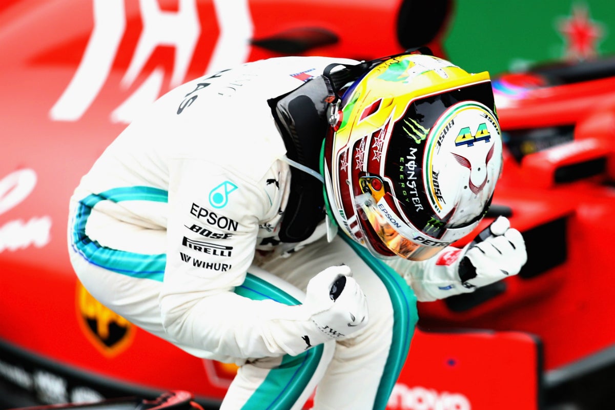 Lewis Hamilton logra la victoria en Brasil con Carlos Sainz 12º y Fernando Alonso 16º Lewis Hamilton logra la victoria en Brasil con Carlos Sainz 12º y Fernando Alonso 16º