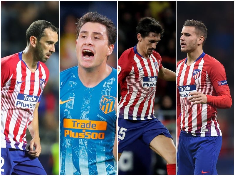 El Atlético tiene a todos sus centrales en la enfermería a dos semanas de recibir al Barcelona El Atlético tiene a todos sus centrales en la enfermería a dos semanas de recibir al Barcelona