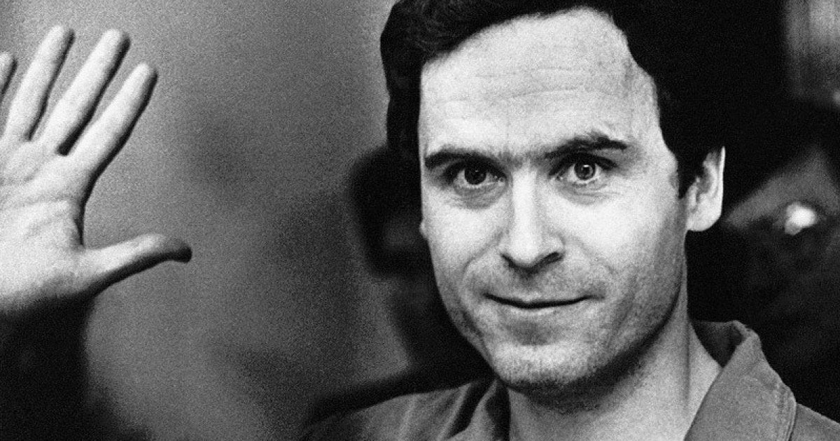 Piel de policía: Ted Bundy, el monstruo disfrazado de seductor que asesinó a 32 mujeres Piel de policía: Ted Bundy, el monstruo disfrazado de seductor que asesinó a 32 mujeres
