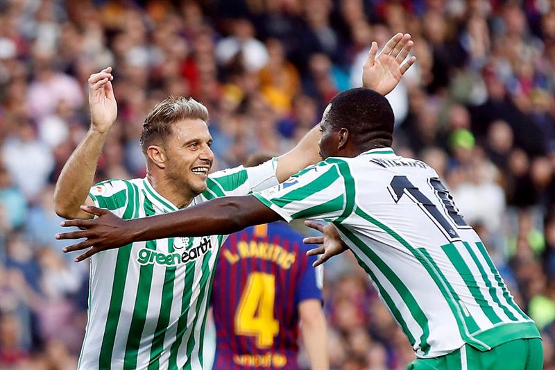 El Barcelona se deja tres puntos después de un partidazo ante el gran Betis de Setién y abre la Liga El Barcelona se deja tres puntos después de un partidazo ante el gran Betis de Setién y abre la Liga