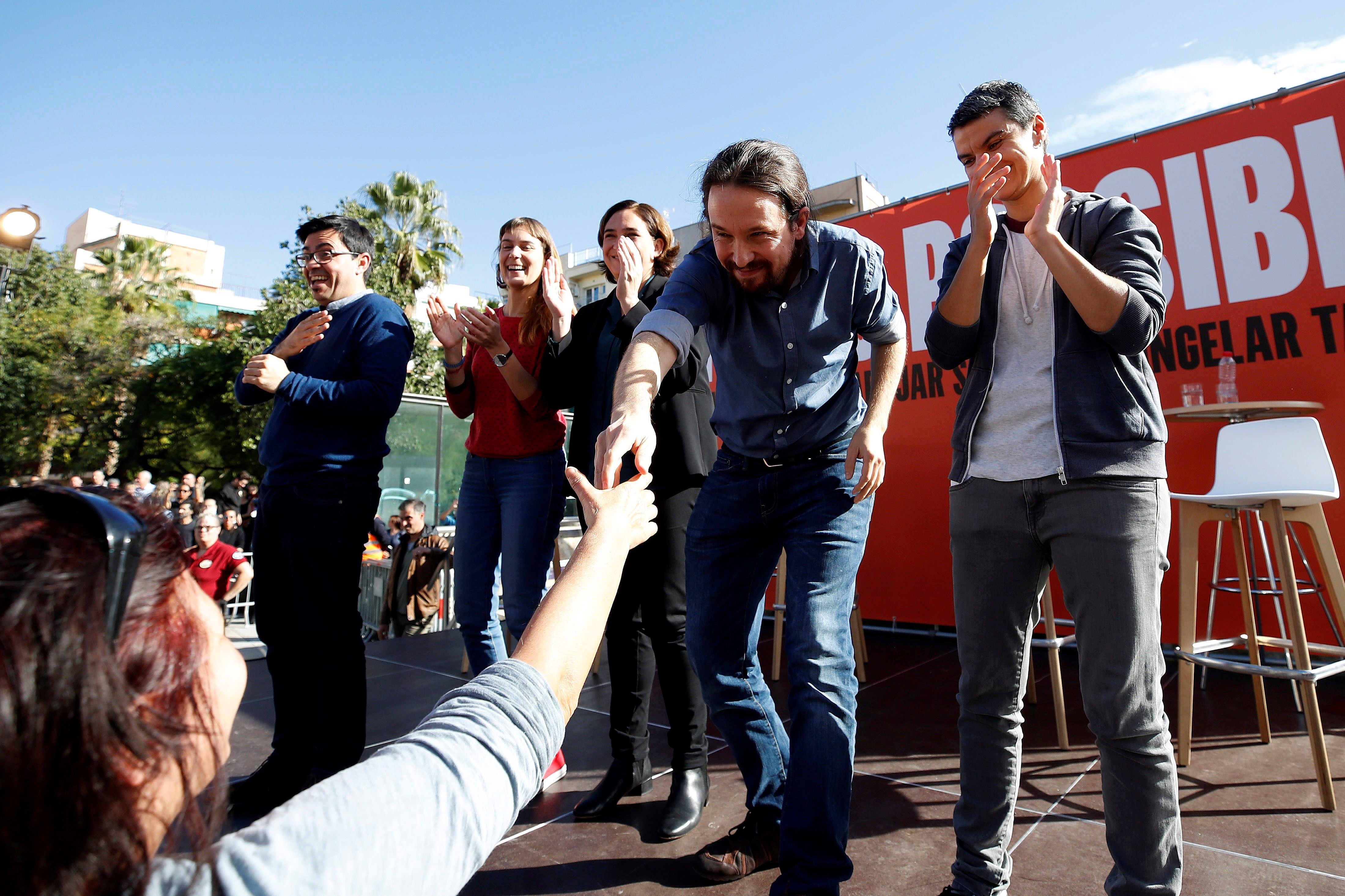 Iglesias pide a los independentistas apoyar los PGE pese a "inmoralidad" de que haya presos Iglesias pide a los independentistas apoyar los PGE pese a "inmoralidad" de que haya presos