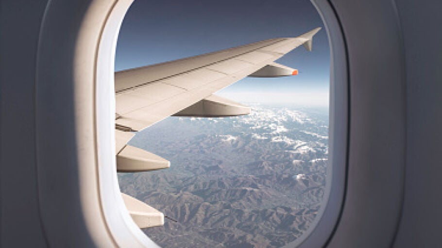 Avi&oacute;n