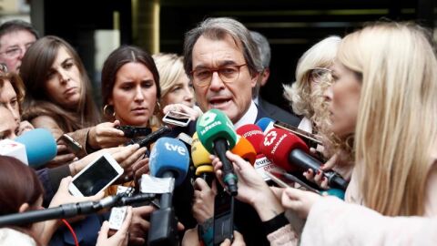 El expresidente de la Generalitat, Artur Mas, ante los medios