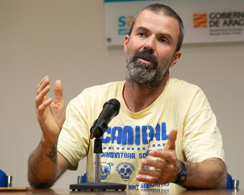 Pau Donés afirma que no hay que luchar contra el cáncer, sino "aprender a convivir con esta enfermedad" Pau Donés afirma que no hay que luchar contra el cáncer, sino "aprender a convivir con esta enfermedad"