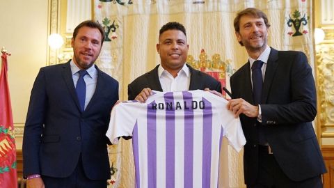 Ronaldo, en su presentaci&oacute;n como m&aacute;ximo accionista del Valladolid