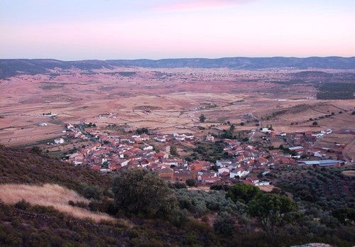 Ecologistas alegan contra la mina de fosfato en Fontanarejo Ecologistas alegan contra la mina de fosfato en Fontanarejo