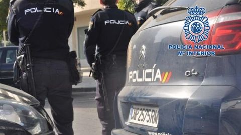 Dos agentes de la Polic&iacute;a Nacional