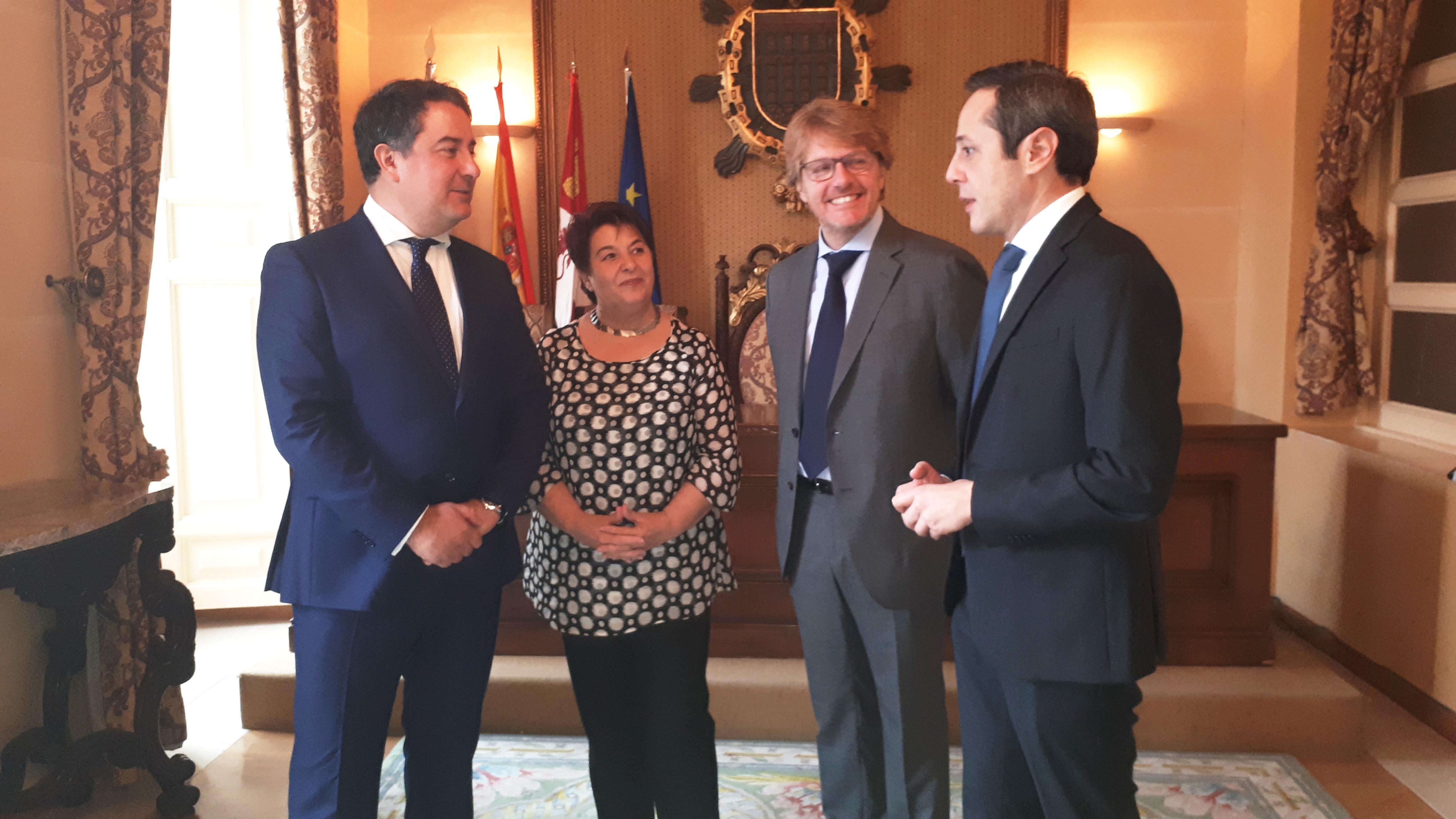 Indra instalará en Segovia, en el edificio CIDE del CAT, uno de sus centros avanzados de producción de software. Indra instalará en Segovia, en el edificio CIDE del CAT, uno de sus centros avanzados de producción de software.