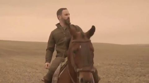 El v&iacute;deo de Santiago Abascal a lomos de un caballo para "reconquistar" Andaluc&iacute;a