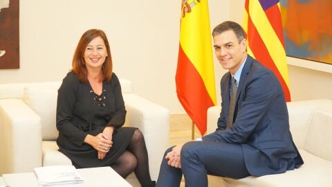 Fracina Armengol en una reuni&oacute;n con Pedro S&aacute;nchez 