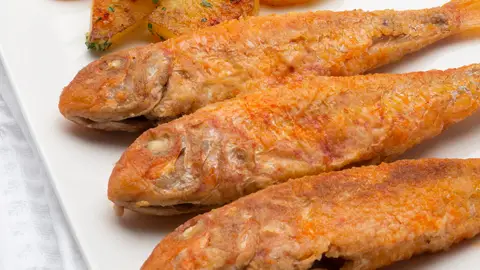 Karlos Arguiñano en tu cocina: Salmonetes con patatas (Programa 1646) Karlos Arguiñano en tu cocina: Salmonetes con patatas (Programa 1646)