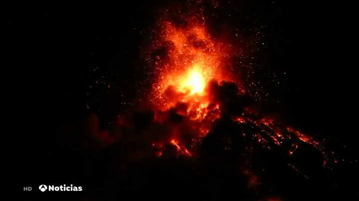 4.000 personas han tenido que ser evacuadas por una nueva erupción del volcán Fuego en Guatemala 4.000 personas han tenido que ser evacuadas por una nueva erupción del volcán Fuego en Guatemala