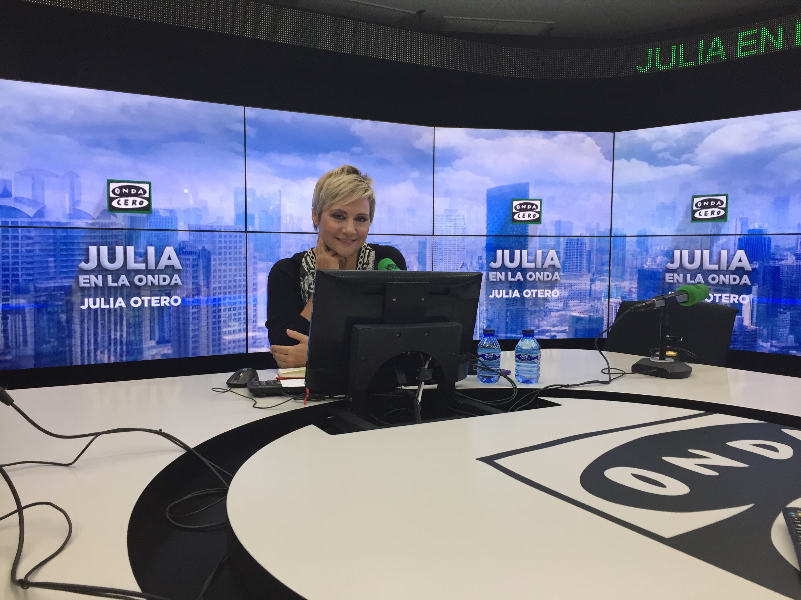 Gloria Serra, sobre 'Los papeles secretos de Franco': "Me preocupa que durante la grabación hubiese manifestantes de apenas 20 años" Gloria Serra, sobre 'Los papeles secretos de Franco': "Me preocupa que durante la grabación hubiese manifestantes de apenas 20 años"