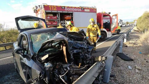 Estado en el que ha quedado el coche en el que viajaba la mujer