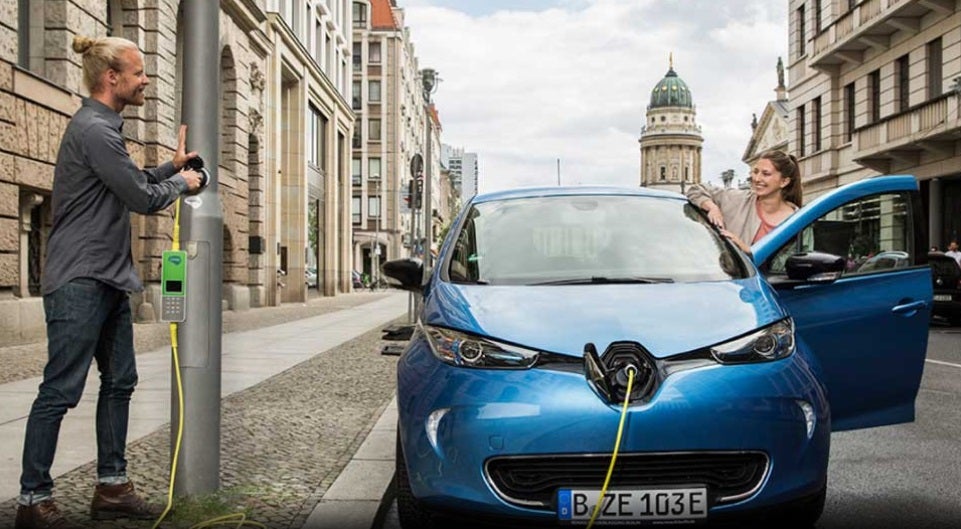 Más de la mitad de los españoles tendrá que cambiar de coche antes del 2023 Más de la mitad de los españoles tendrá que cambiar de coche antes del 2023