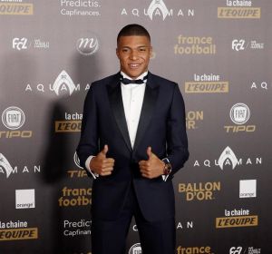 Kylian Mbappe, galardonado con trofeo Kopa al mejor jugador sub-21 Kylian Mbappe, galardonado con trofeo Kopa al mejor jugador sub-21
