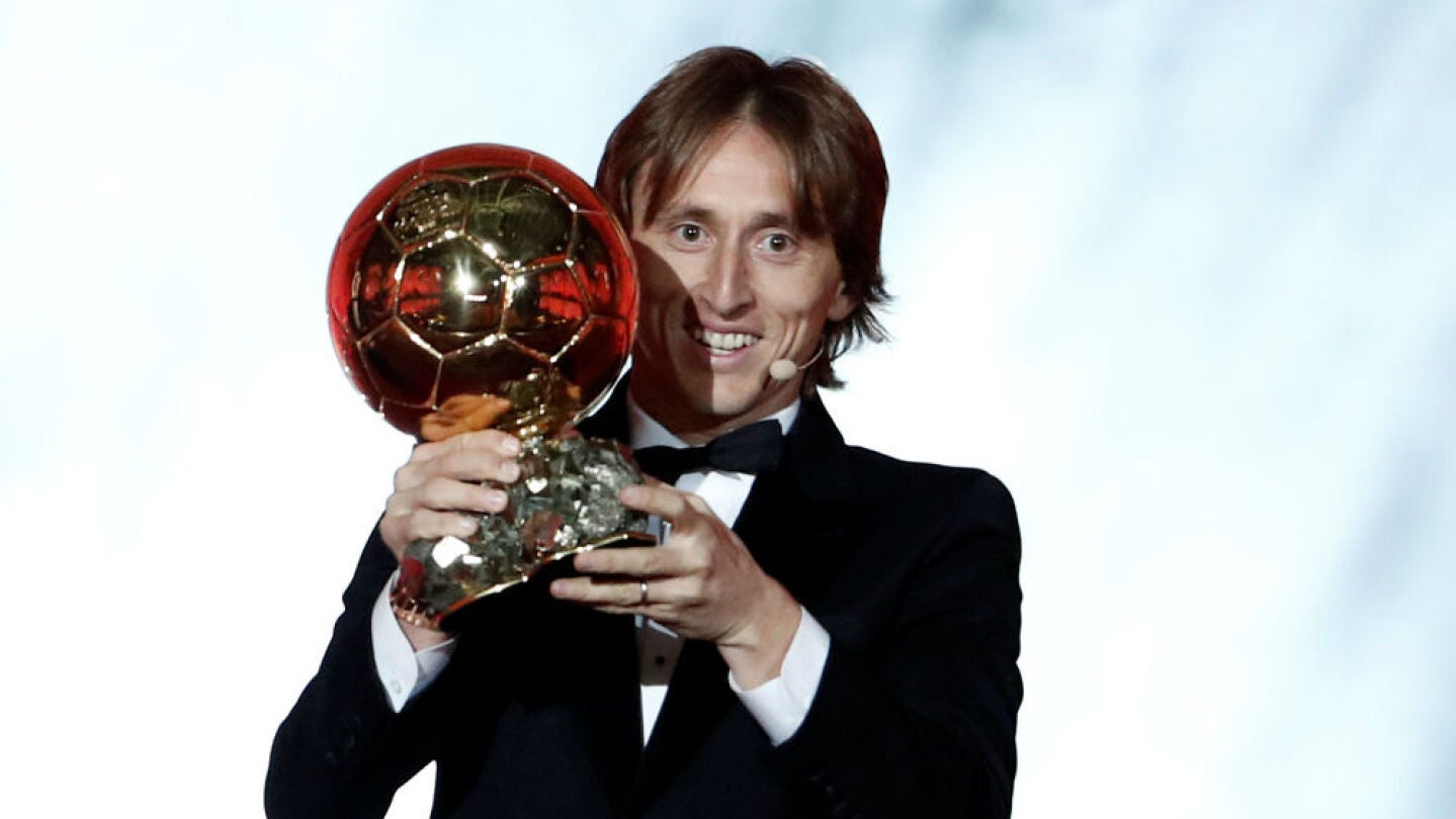 Modric levanta su Balón de Oro 