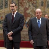El Rey Felipe VI y Don Juan Carlos