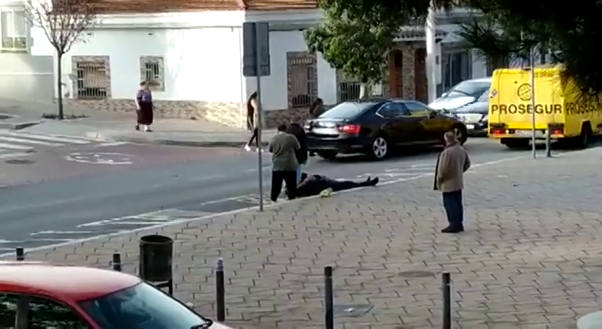 Cuatro heridos graves, dos de ellos críticos, en un tiroteo entre clanes en Barcelona Cuatro heridos graves, dos de ellos críticos, en un tiroteo entre clanes en Barcelona