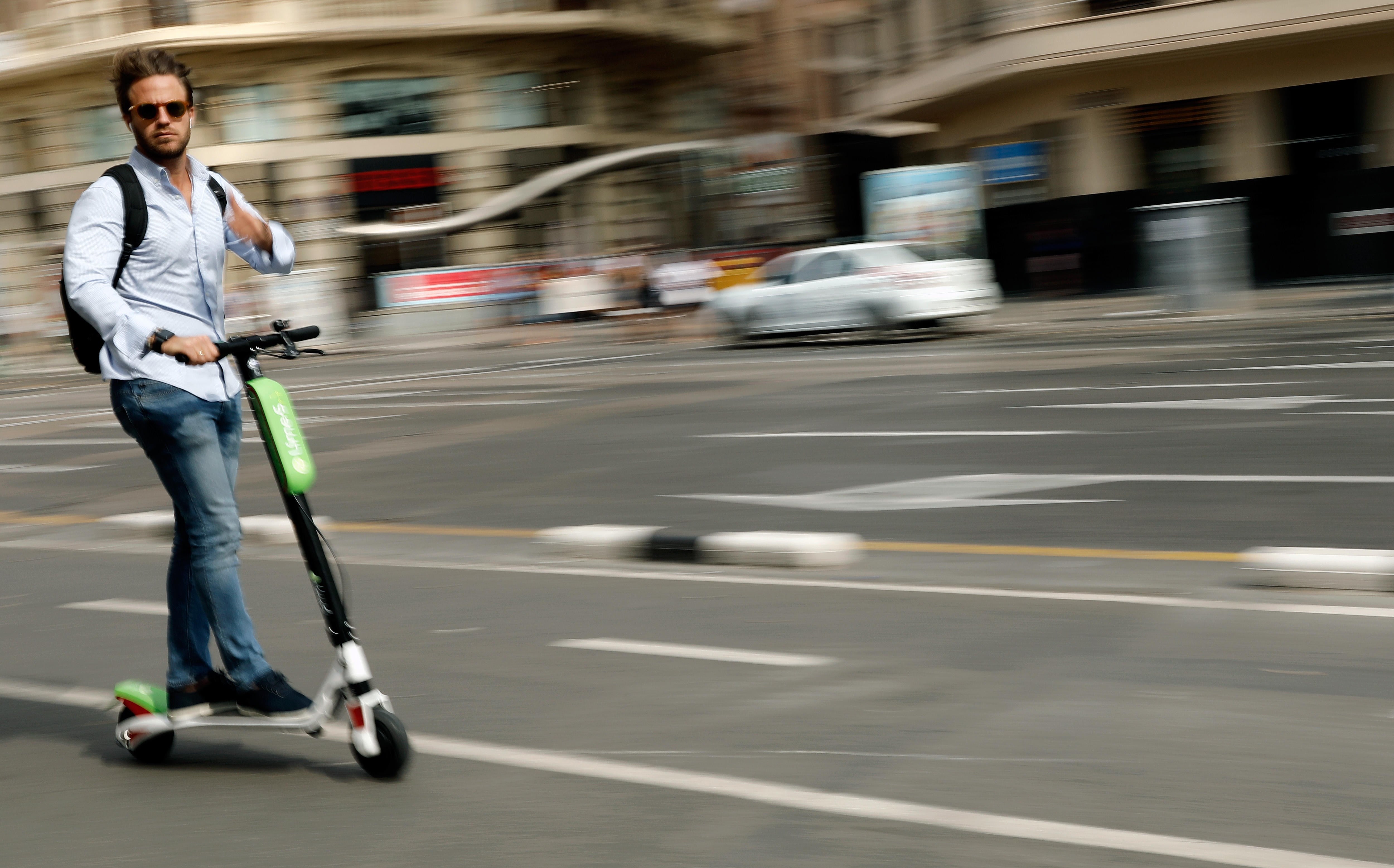 La DGT espera aprobar la norma sobre patinetes eléctricos para verano La DGT espera aprobar la norma sobre patinetes eléctricos para verano