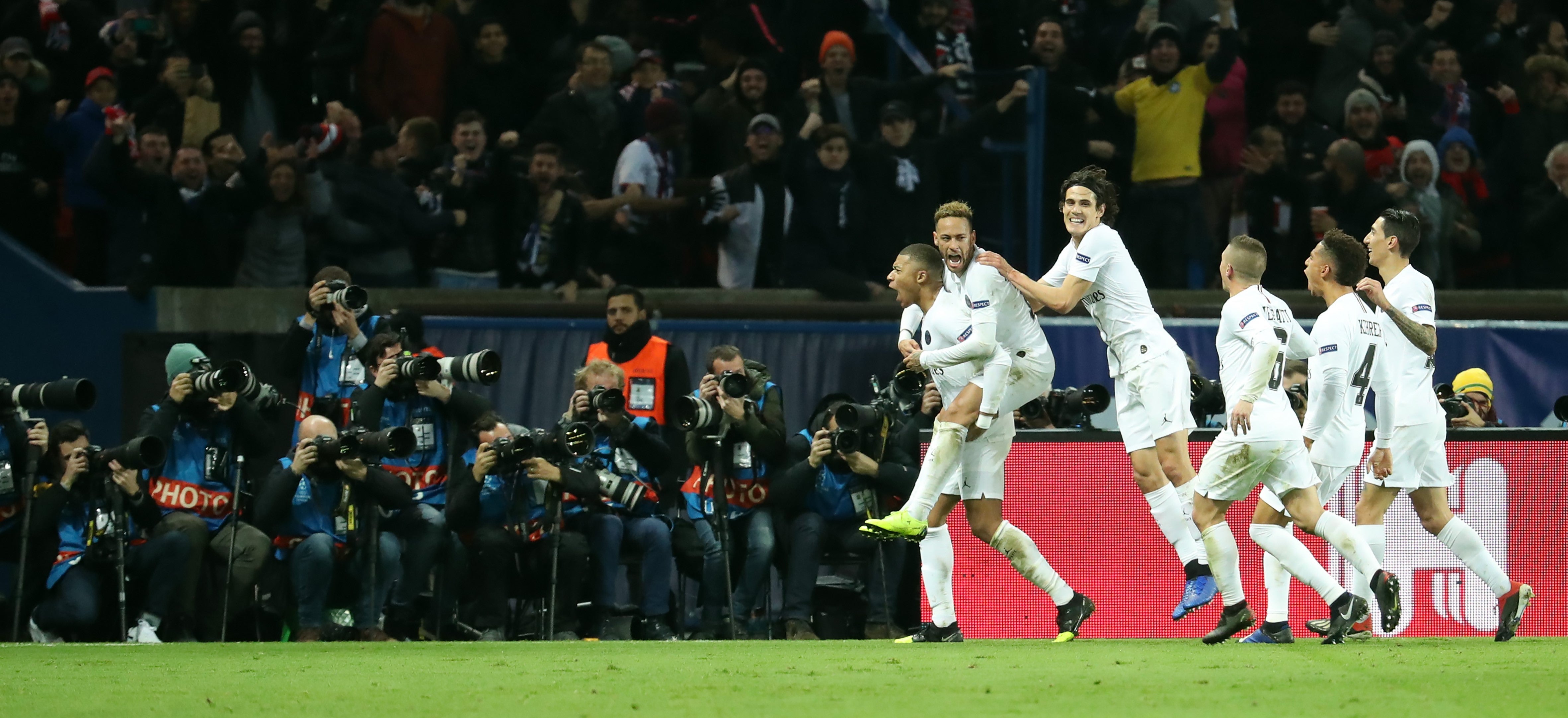 Aplazan el PSG vs Montpellier por las protestas de los 'chalecos amarillos' Aplazan el PSG vs Montpellier por las protestas de los 'chalecos amarillos'