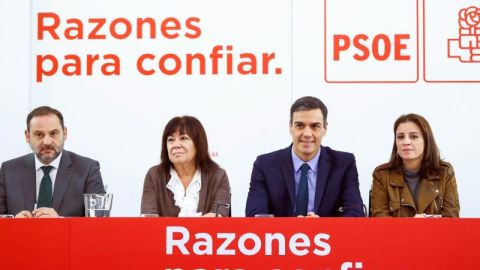 Pedro S&aacute;nchez, Cristina Narbona, Adriana Lastra y Jos&eacute; Luis &Aacute;balos en la Ejecutiva Federal del PSOE