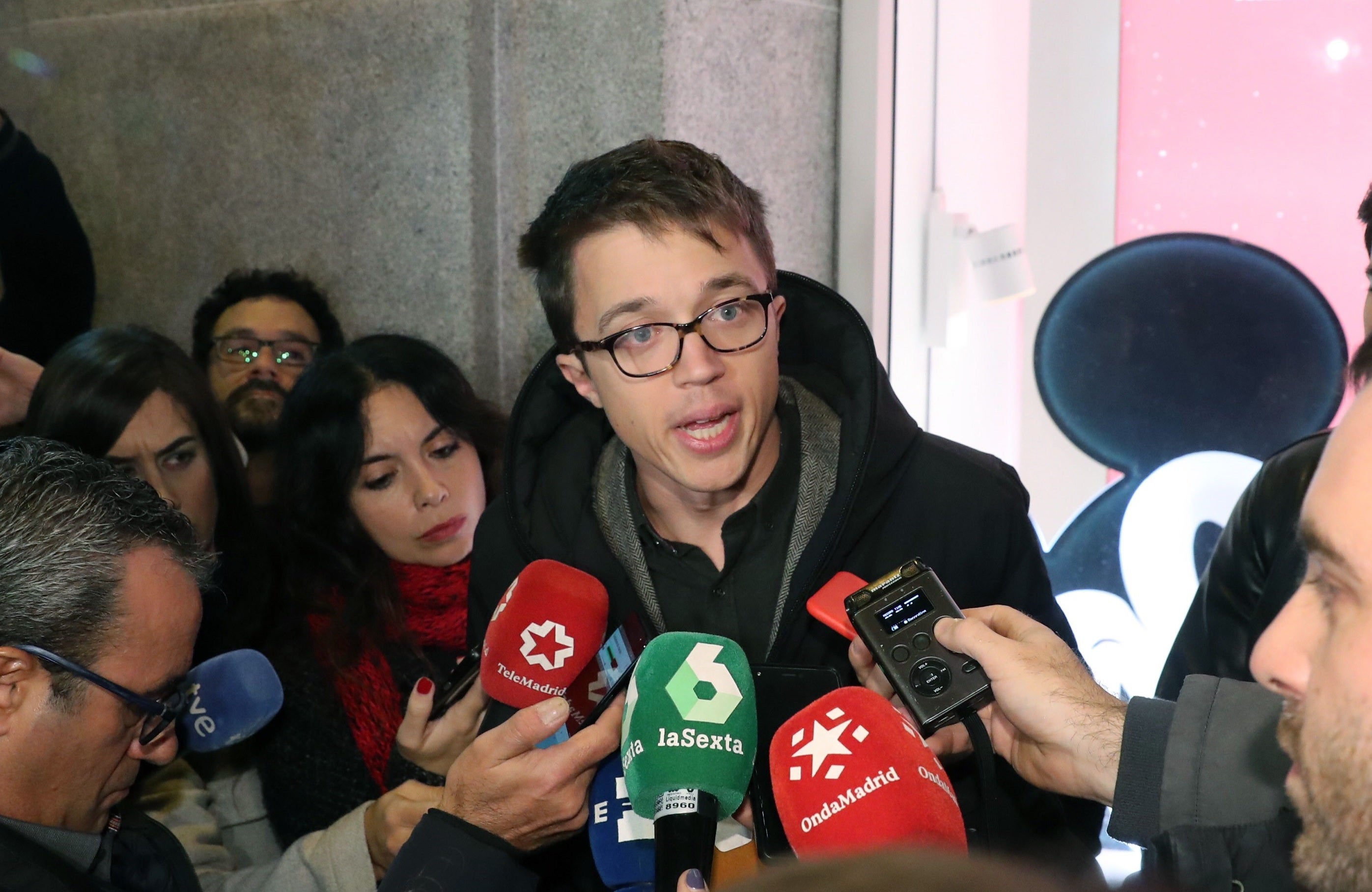 Errejón se desmarca de la "alerta antifascista" de Iglesias sobre Vox y pide hacer autocrítica Errejón se desmarca de la "alerta antifascista" de Iglesias sobre Vox y pide hacer autocrítica