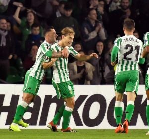 Los jugadores del Betis celebran un gol Los jugadores del Betis celebran un gol