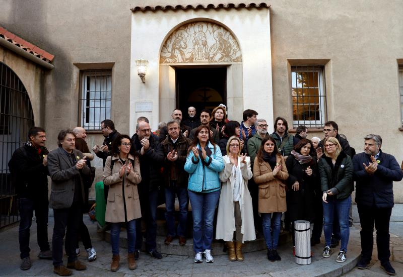 Consellers y diputados soberanistas inician un ayuno solidario de 24 horas Consellers y diputados soberanistas inician un ayuno solidario de 24 horas