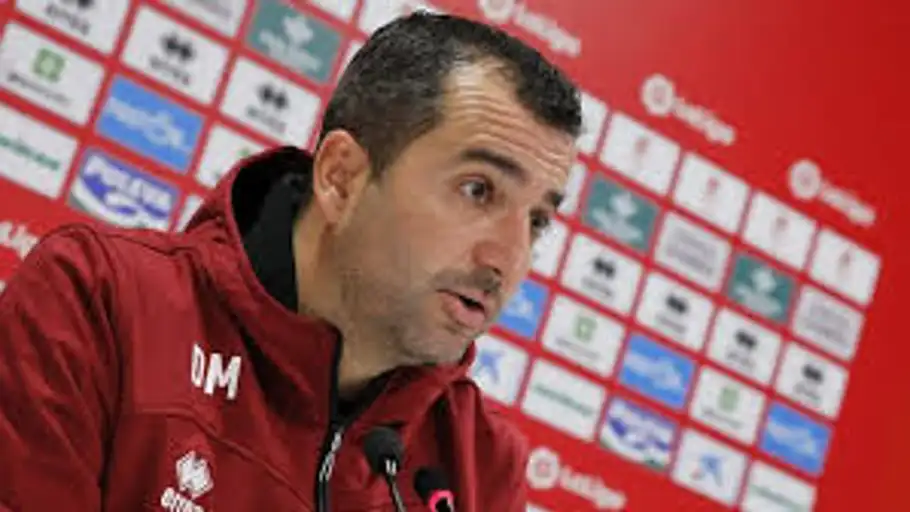 DIEGO MARTÍNEZ DIEGO MARTÍNEZ
