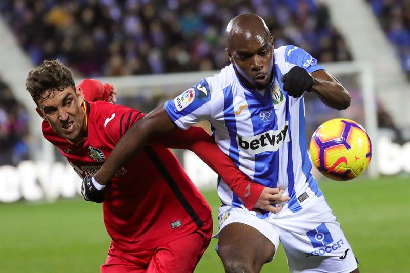El Getafe sobrevive al gran momento de forma del Leganés El Getafe sobrevive al gran momento de forma del Leganés