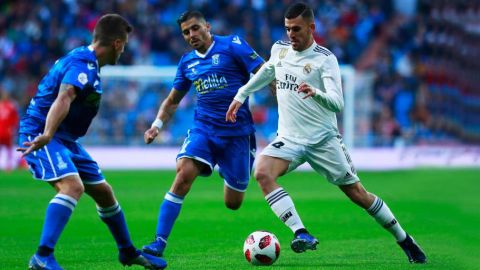 Ceballos, en un momento del partido ante el Sporting. 