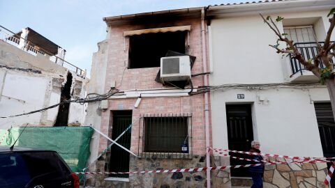 Vivienda de la calle de La Mar Sant Joan d&#39;Alacant en la que se ha declarado un incendio 